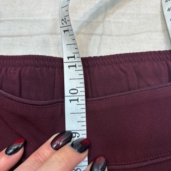 Ladies Club Monaco‎ Brand Burgundy Rounded Hem Trouser Pants Size 2 Cropped - Picture 13 of 14